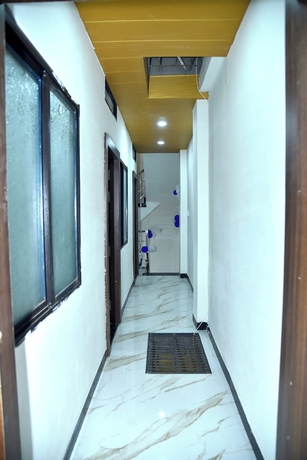 Imagen de los interiores del Hotel Sindur. Foto 14