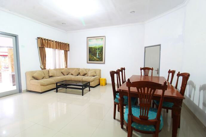 Imagen general del Hotel Sinergi Tretes. Foto 5