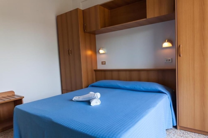 Imagen de la habitación del Hotel Singapore, Cervia. Foto 11