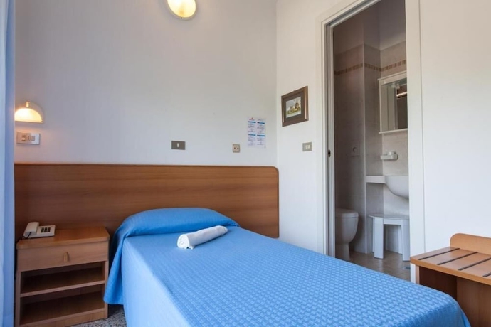 Imagen de la habitación del Hotel Singapore, Cervia. Foto 12