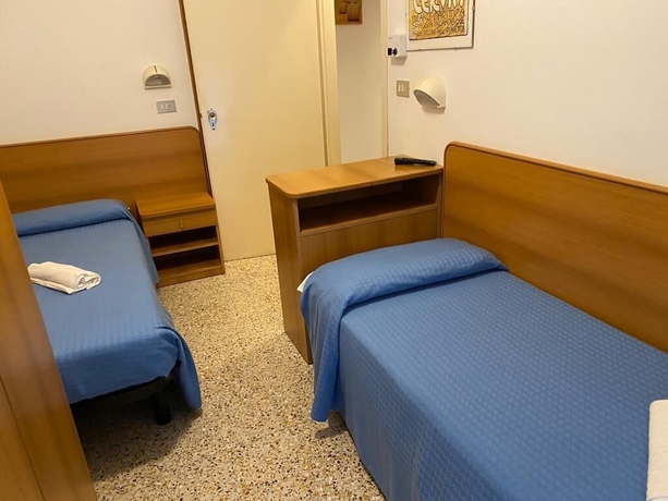 Imagen de la habitación del Hotel Singapore, Cervia. Foto 15