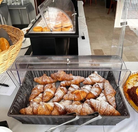 Imagen del bar/restaurante del Hotel Singapore, Cervia. Foto 6