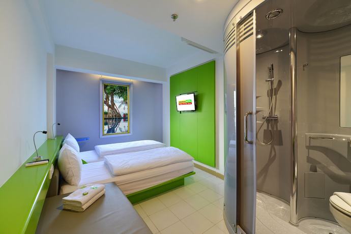Imagen de la habitación del Hotel Singaraja. Foto 8
