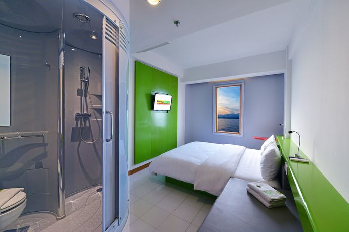 Imagen de la habitación del Hotel Singaraja. Foto 9