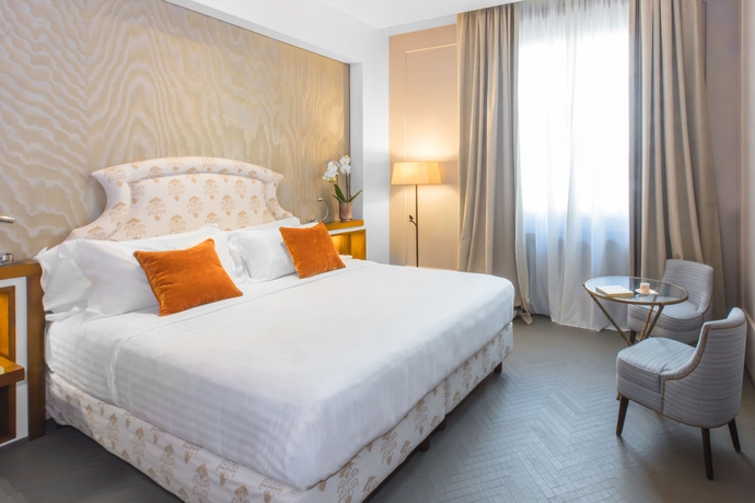 Imagen de la habitación del Hotel Singer Palace. Foto 9