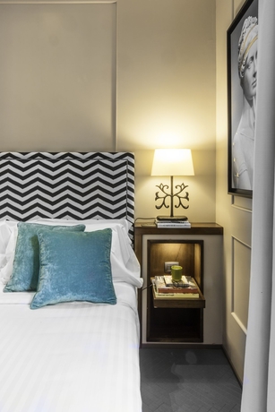 Imagen de la habitación del Hotel Singer Palace. Foto 13