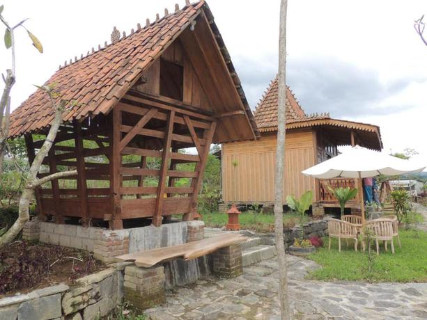 Imagen de los exteriores del Hotel Singgasana Villa and Resto. Foto 5