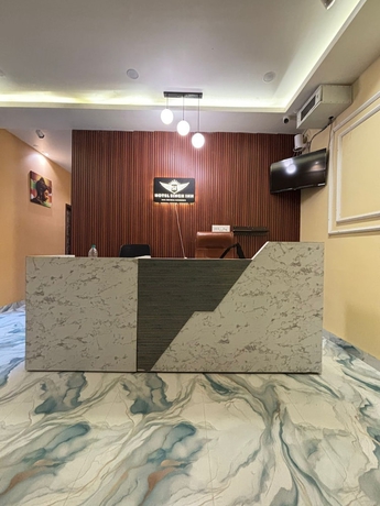 Imagen de los interiores del Hotel Singh Inn Bhubaneswar. Foto 16