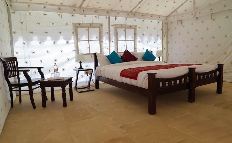 Imagen de la habitación del Hotel Singh\'s Royal Desert Resort. Foto 16