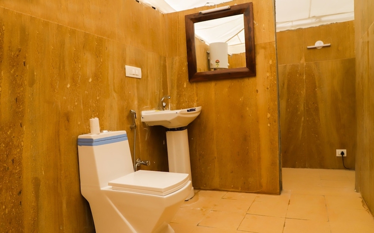 Imagen de la habitación del Hotel Singh\'s Royal Desert Resort. Foto 18