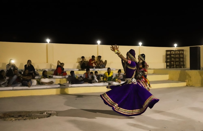 Imagen general del Hotel Singh\'s Royal Desert Resort. Foto 2