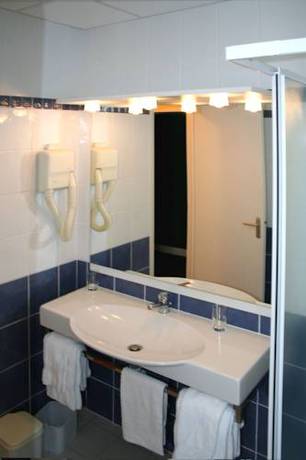 Imagen de la habitación del Hotel Single Fin & Lodge. Foto 4