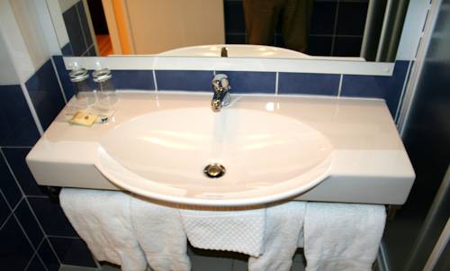 Imagen de la habitación del Hotel Single Fin & Lodge. Foto 6