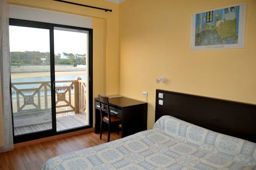 Imagen de la habitación del Hotel Single Fin & Lodge. Foto 10