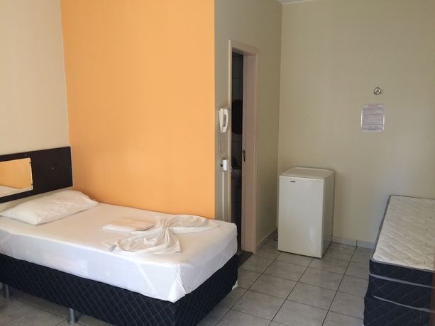 Imagen de la habitación del Hotel Singular. Foto 15