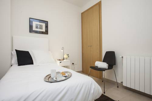 Imagen de la habitación del Hotel Singularstays Mar44. Foto 3