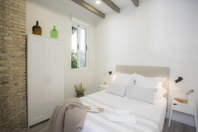 Imagen de la habitación del Hotel Singularstays Parque Central. Foto 8