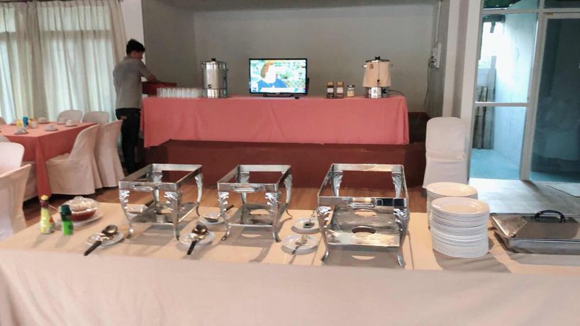 Imagen de los interiores del Hotel Sinkiat Thani. Foto 19