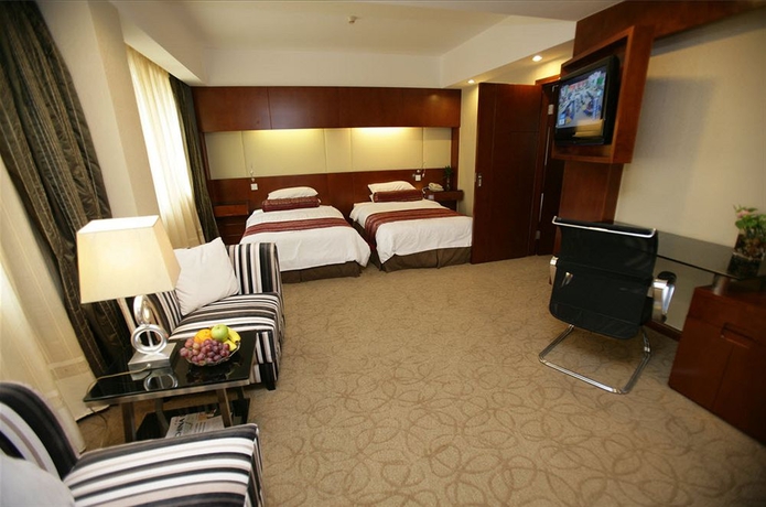 Imagen de la habitación del Hotel Sino. Foto 7