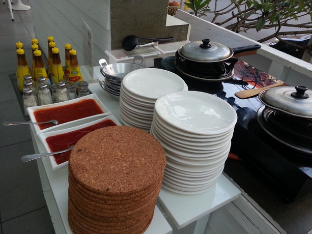 Imagen del bar/restaurante del Hotel Sino House Phuket. Foto 3