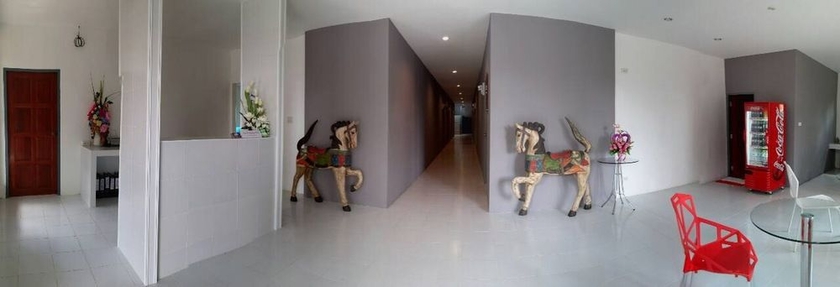 Imagen de los interiores del Hotel Sino @thungsong. Foto 12