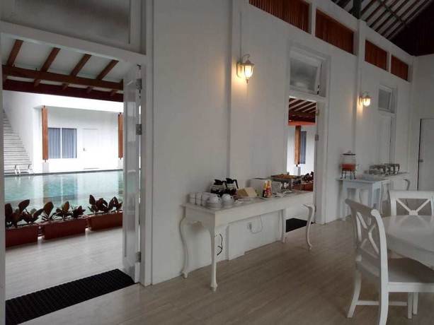 Imagen del bar/restaurante del Hotel Sinom Borobudur. Foto 5