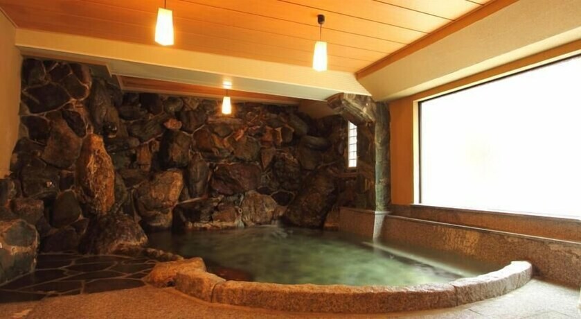Imagen de la piscina del Hotel Sinonomesou. Foto 37