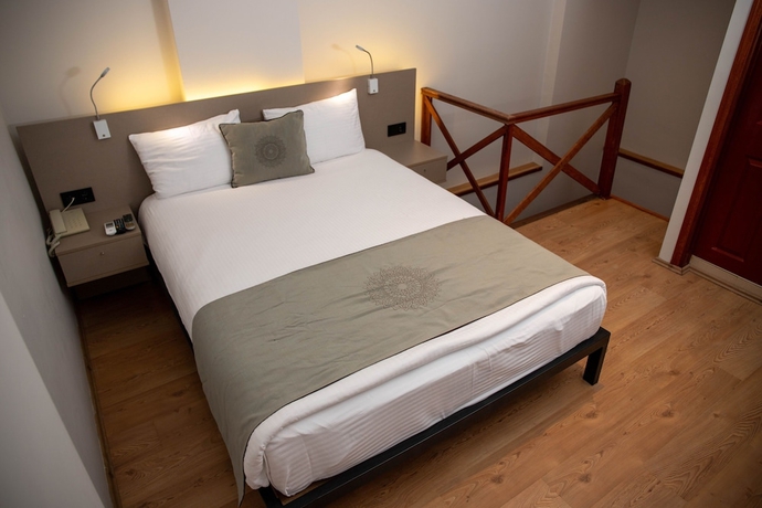 Imagen de la habitación del Hotel Sinop Antik Otel. Foto 3