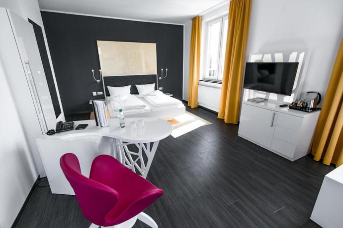 Imagen de la habitación del Hotel Sinsheim. Foto 3