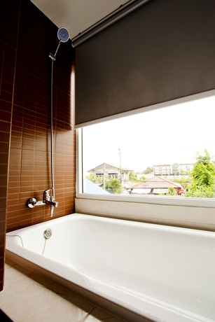 Imagen de la habitación del Hotel Sinsuvarn Airport Suite. Foto 12