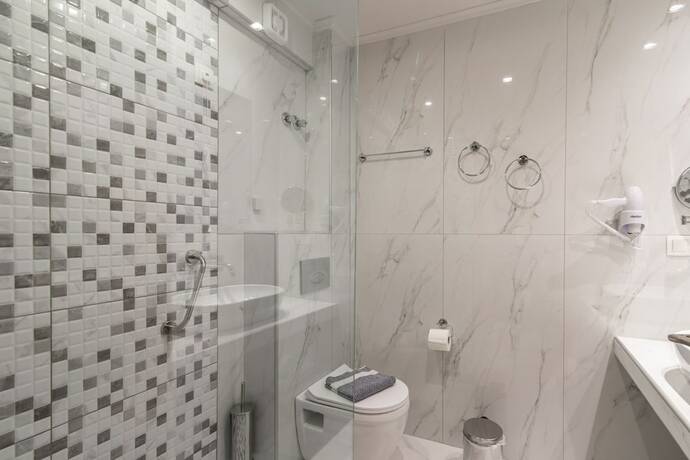 Imagen de la habitación del Hotel Sintrivanis Beach Resort. Foto 13