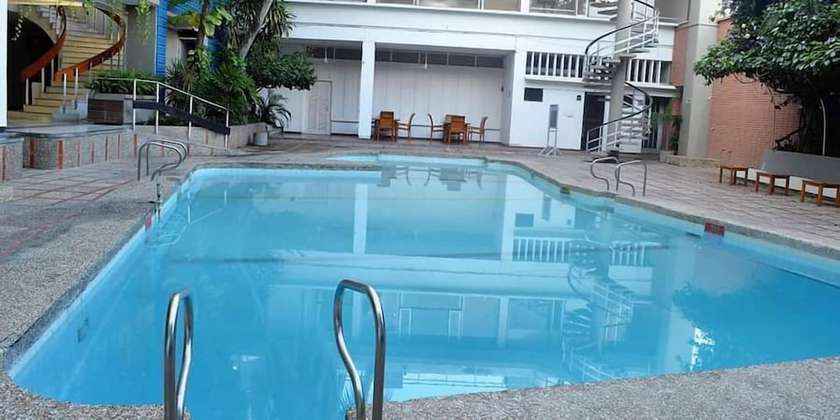 Imagen de la piscina del Hotel Sinu Monter&iacute;a. Foto 13