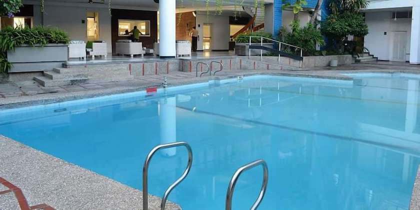 Imagen de la piscina del Hotel Sinu Monter&iacute;a. Foto 14