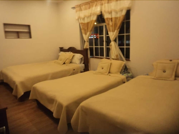 Imagen de la habitación del Hotel Sion Santafe. Foto 10