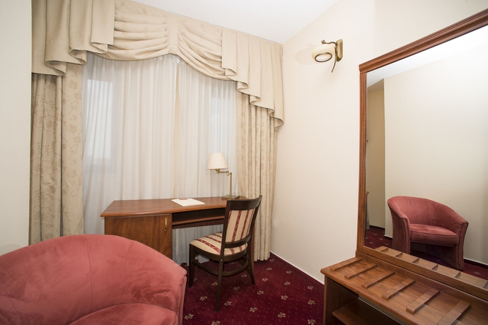 Imagen de los interiores del Hotel Siqua. Foto 16