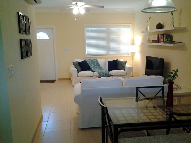 Imagen de los interiores del Hotel Sir Charles Guest House. Foto 5