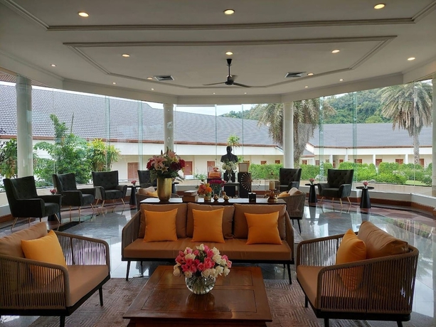 Imagen de los interiores del Hotel Sir James Resort. Foto 19