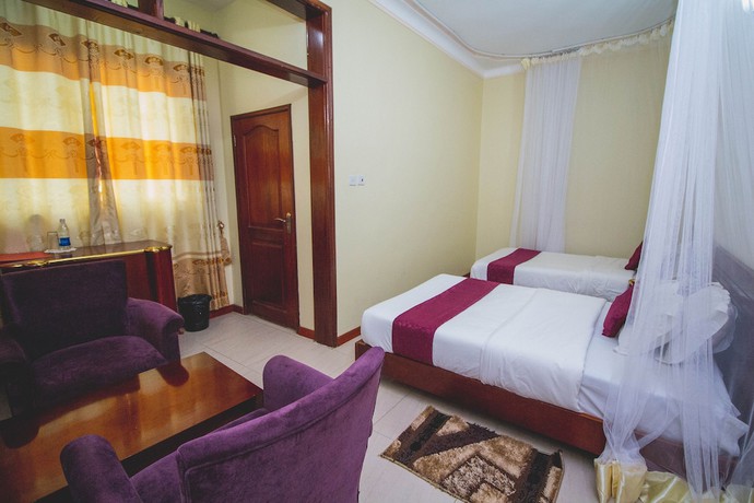 Imagen de la habitación del Hotel Sir Jose. Foto 15