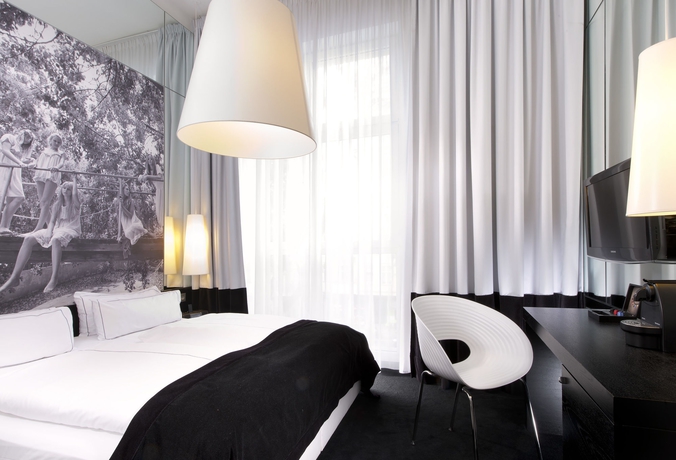 Imagen de la habitación del Hotel Sir Savigny. Foto 8