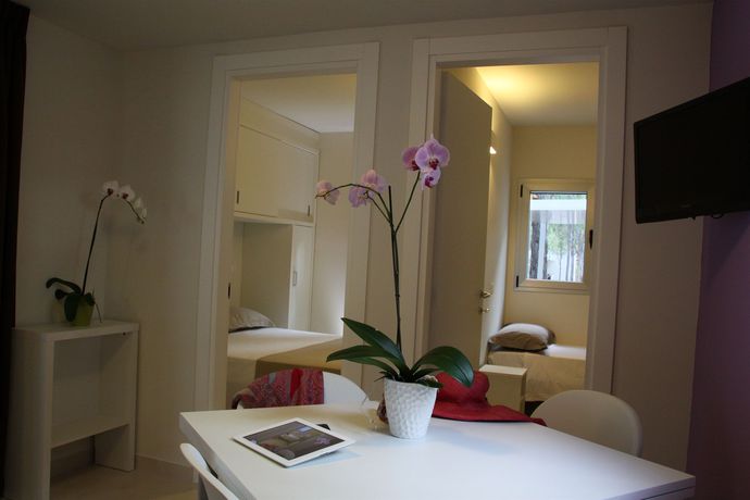 Imagen de la habitación del Hotel Sira Resort. Foto 10