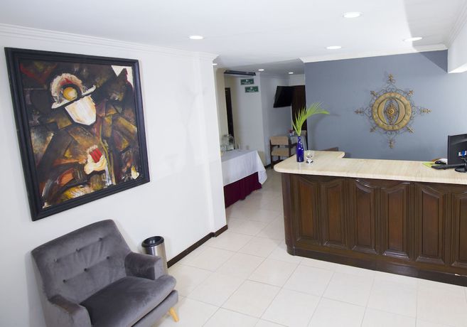 Imagen de los interiores del Hotel Sirari Suites, Municipio Santa Cruz de la Sierra. Foto 16