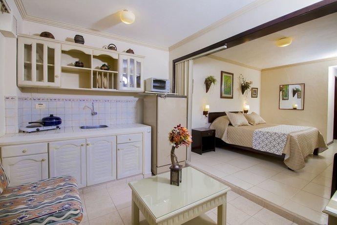 Imagen de la habitación del Hotel Sirari Suites, Municipio Santa Cruz de la Sierra. Foto 6