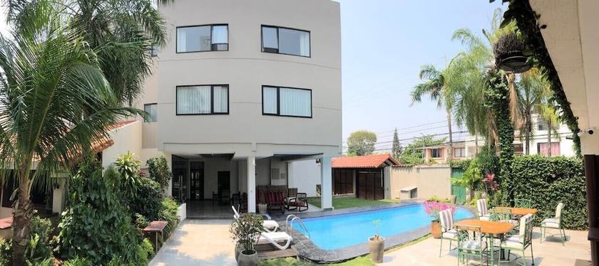 Imagen de la piscina del Hotel Sirari Suites, Municipio Santa Cruz de la Sierra. Foto 20