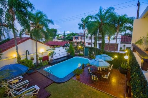 Imagen general del Hotel Sirari Suites, Santa Cruz. Foto 1