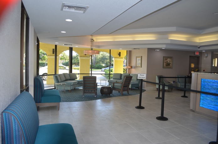 Imagen de los interiores del Hotel Sirata Beach Resort. Foto 9