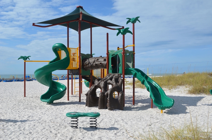 Imagen de los exteriores del Hotel Sirata Beach Resort. Foto 5