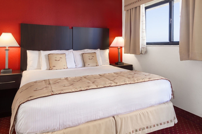 Imagen de la habitación del Hotel Sirata Beach Resort. Foto 3