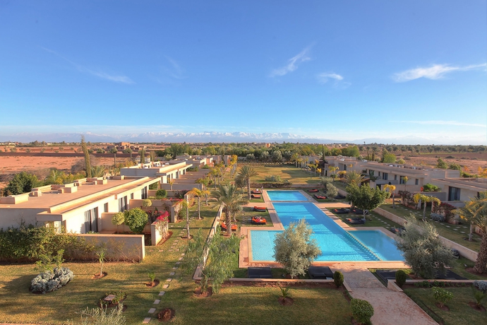 Imagen de la piscina del Hotel Sirayane Boutique and Spa. Foto 21