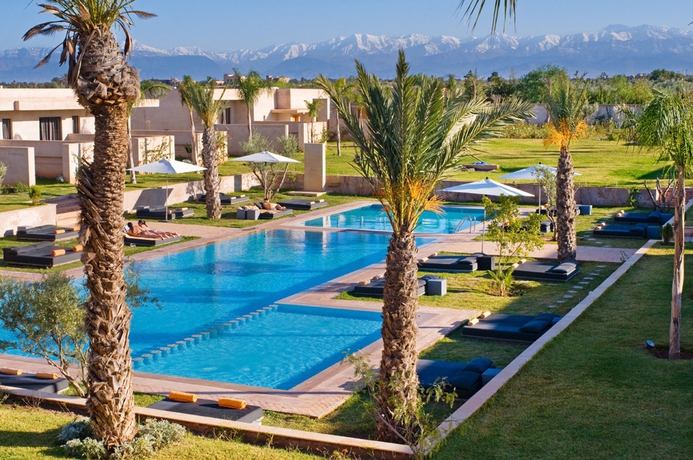 Imagen de la piscina del Hotel Sirayane Boutique and Spa. Foto 22