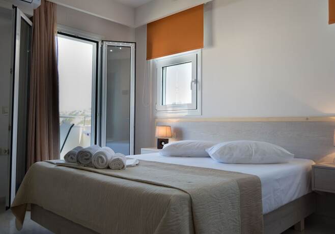 Imagen de la habitación del Hotel Sirena Apartments. Foto 15